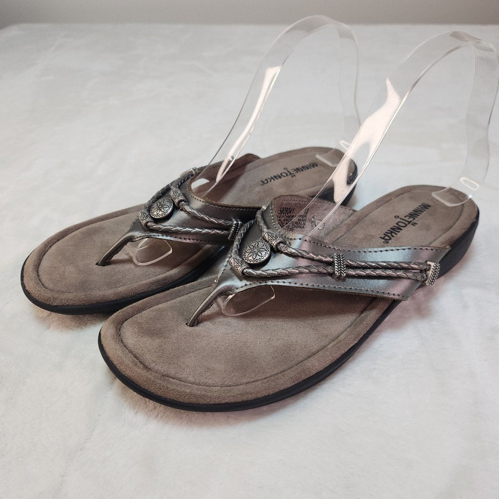 Minnetonka Silverthorne 360 Pewter Leather Boho Sandals Womens 10 Comfort Thong